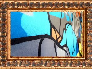 Graffiti Graffiti werden oft von Sprayern unter Pseudonym auf Flächen (Wände, Mauern, Brücken, Unterführungen etc.) im...